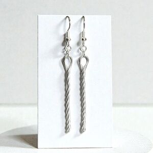 5 For $25💫Alternative Silver Wire Braided Dangles Earrings